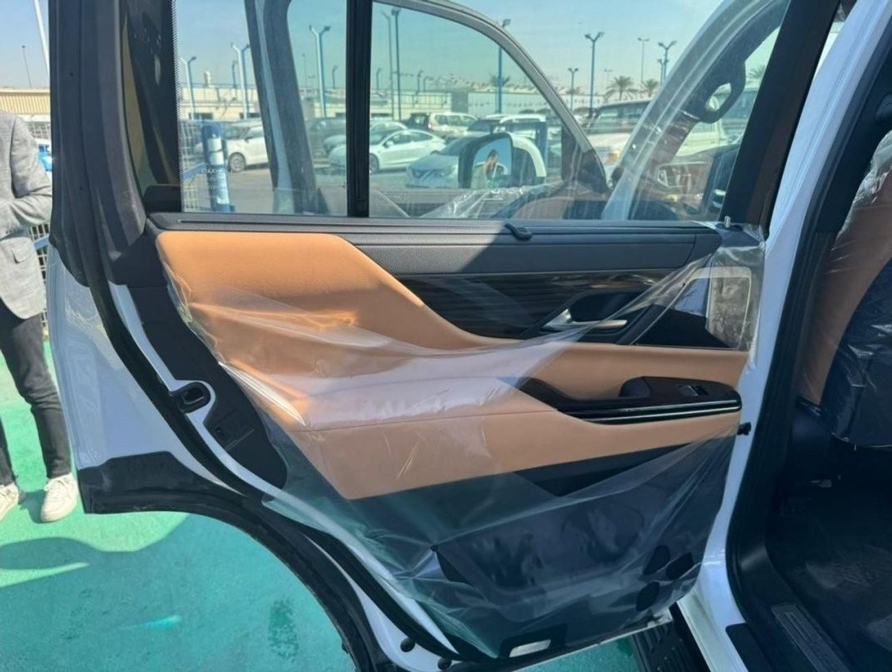 Lexus LX 500 LX 500d  V6 3.3-litre twin-turbocharged diesel engine