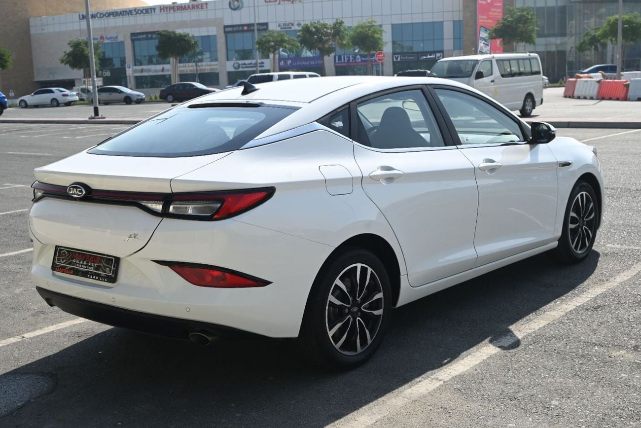 جاك J7 RAMADAN OFFER - 0% DP - JAC J7 LUXURY 2023 - LOW MILEAGE - FIRST OWNER - MINT CONDITION
