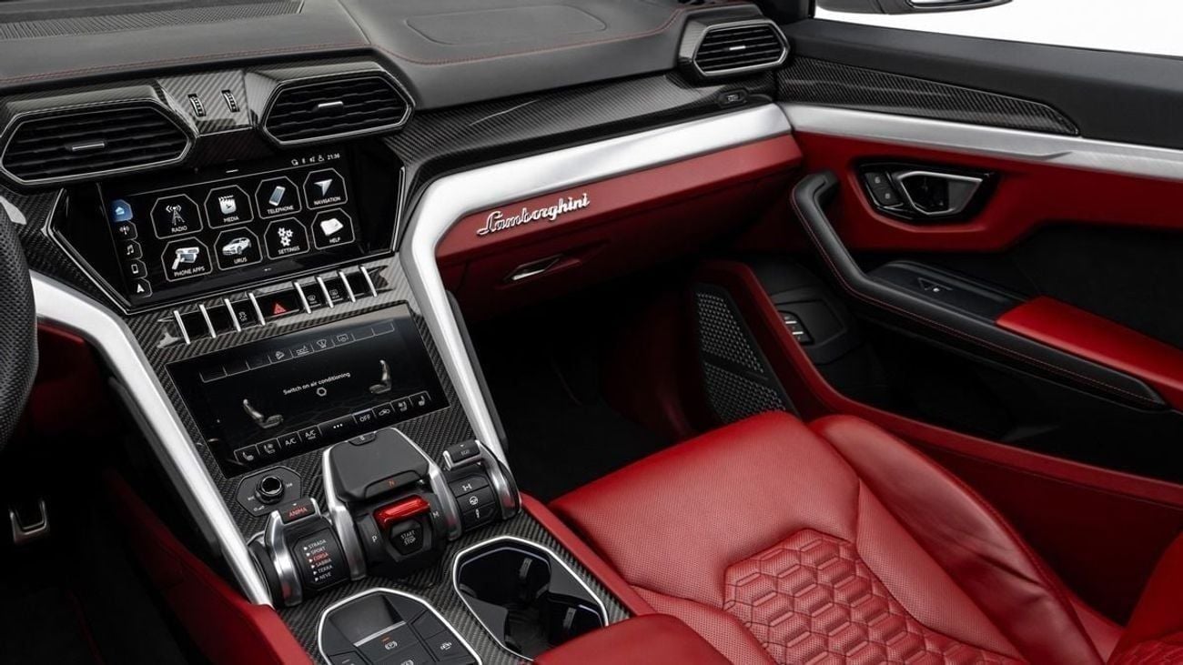 Lamborghini Urus - 2021 - GCC Specs - Under Warranty