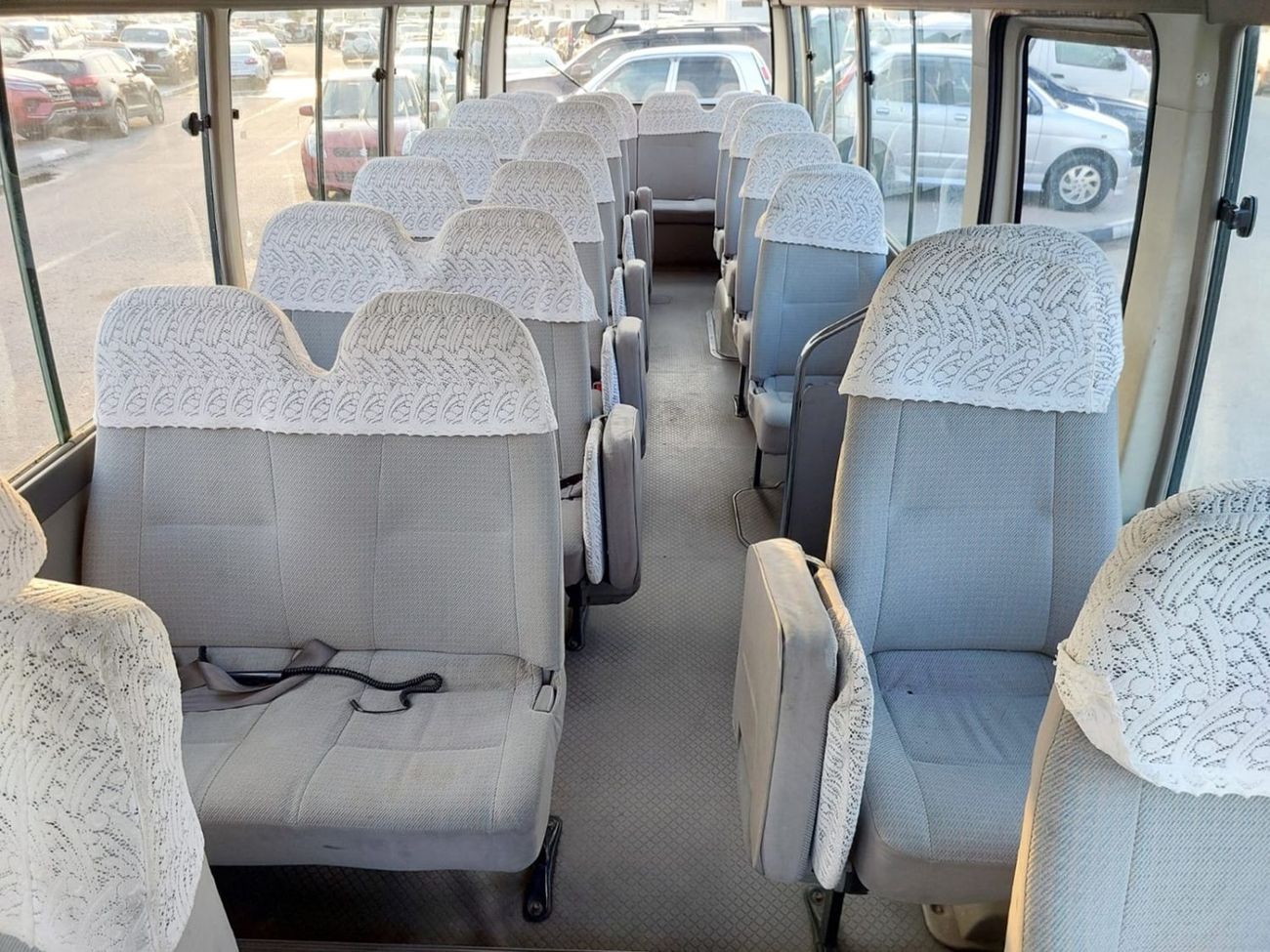تويوتا كوستر 2002 TOYOTA COASTER BUS RHD 4.1 L DIESEL AUTOMATIC (PM11068)
