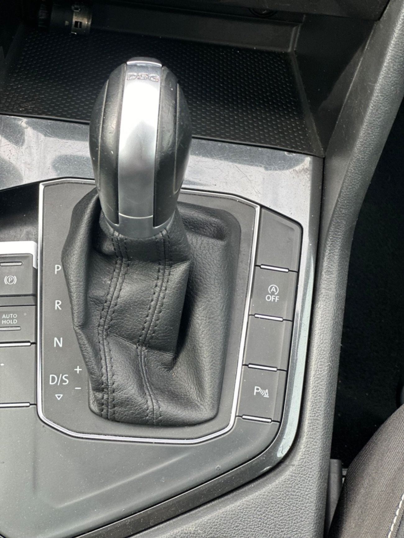 فولكس واجن تيجوان موديل 2018 خليجي حاله ممتازه من الداخل والخارج