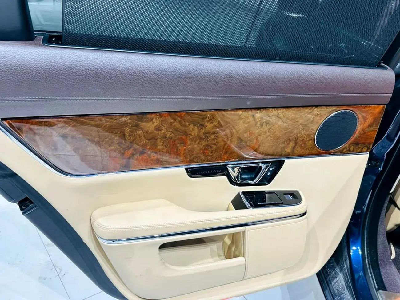 جاكوار XJ XJL GCC SPECS FULL OPTION RECENTLY SERVICE DONE FROM AGENCY 49K