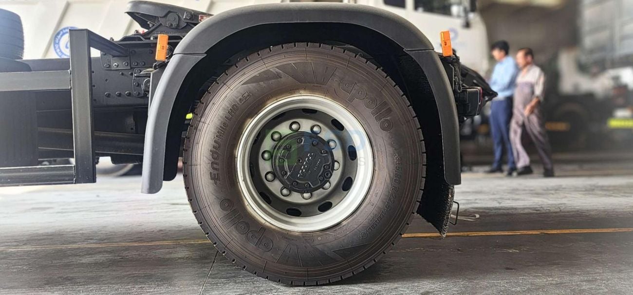 تاتا بريما Tata Prima 4440 Tractor Head 4x2, 44T GCW, 400 HP