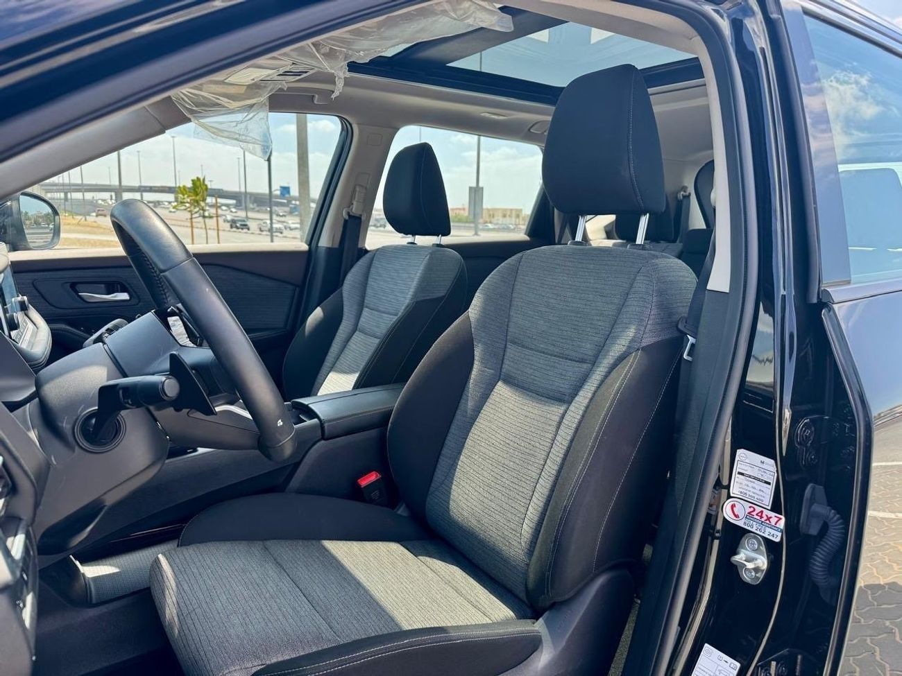 نيسان إكس تريل NISSAN XTRAIL 2024,PANORAMIC 2.5L 7,SEATER GCC Spices