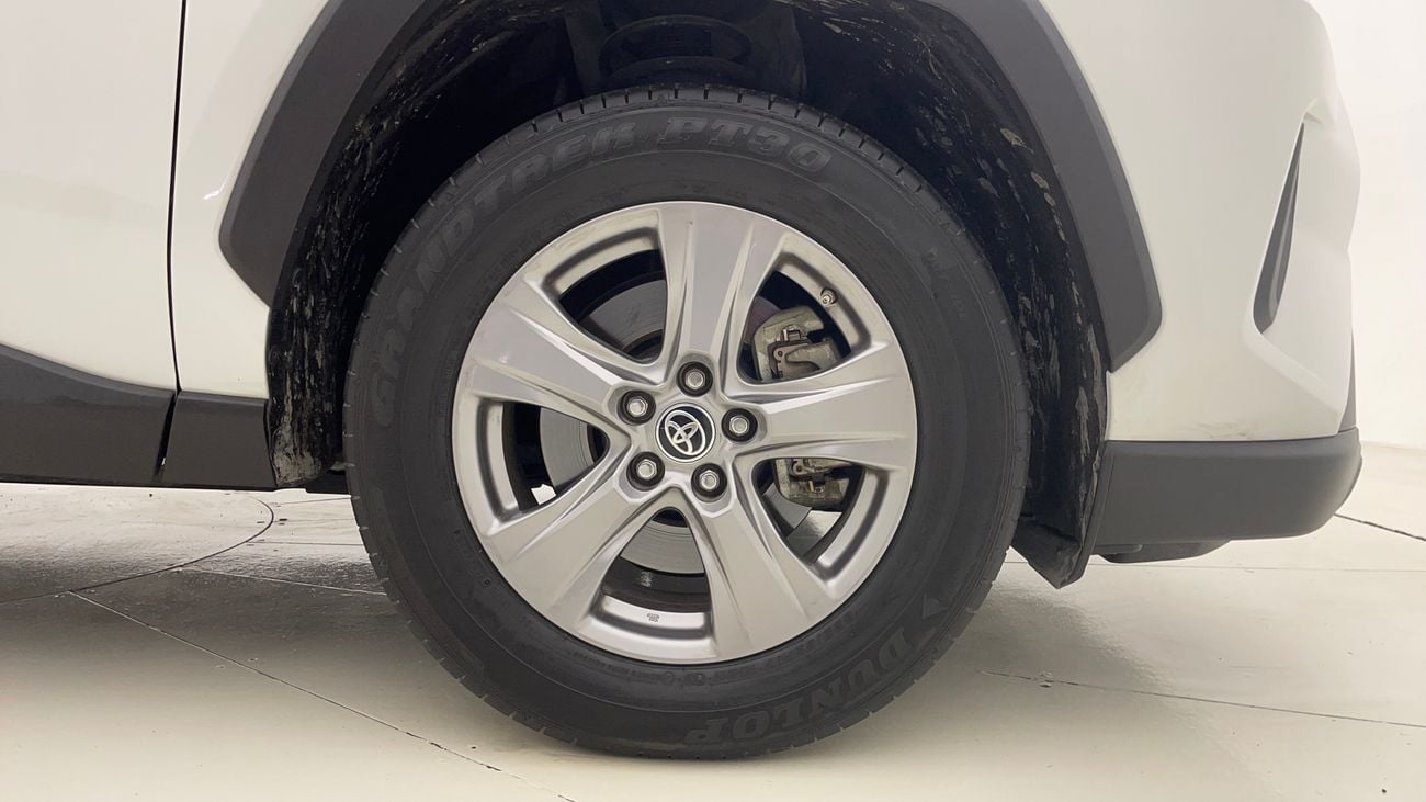 تويوتا راف ٤ EX 2.5 | بدون دفعة مقدمة | اختبار القيادة في المنزل