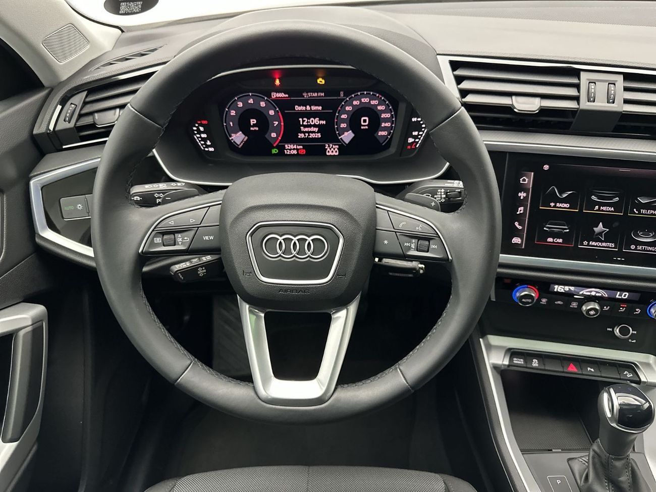 أودي Q3 35 TFSI 1.4L