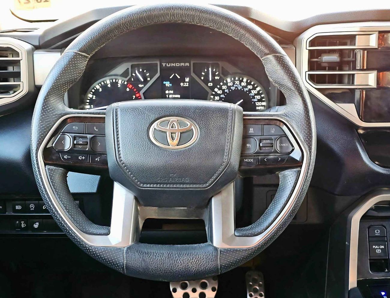 تويوتا تاندرا CREWMAX TRD SR5/ 4WD/ VERY LOW MILEAGE/ ORG AIRBAG/ LOT#9666