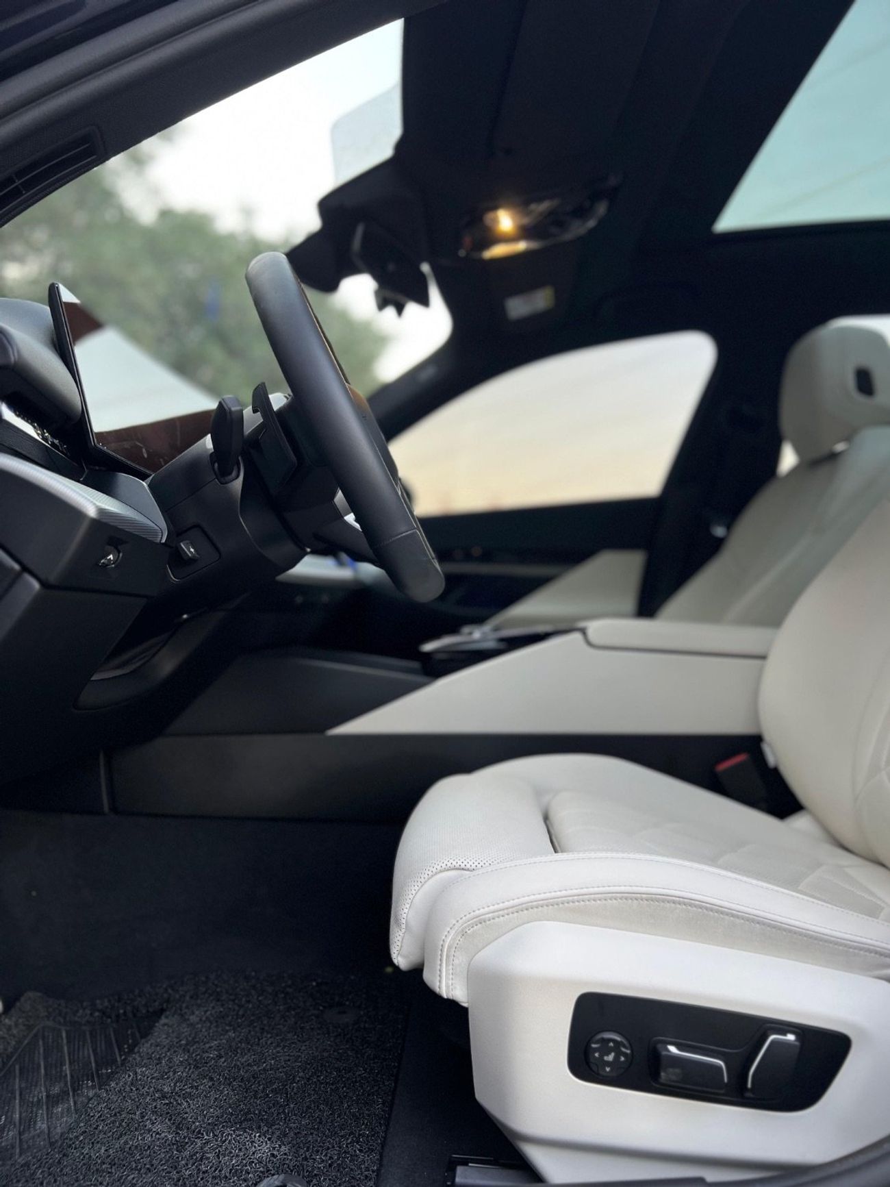 بي أم دبليو 520i M Sport V4 2.0L M-KIT