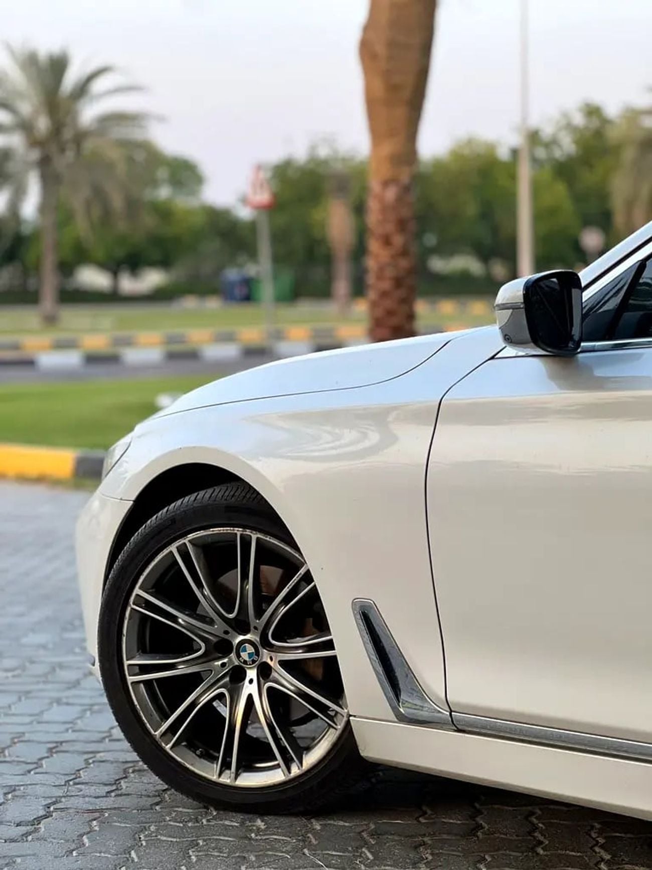BMW 730Li 730Li GCC Specs