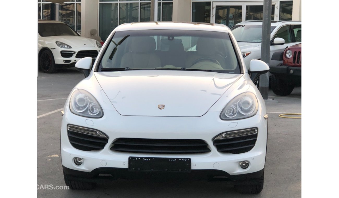 Porsche Cayenne S PORSCHE CAYENNE S MODEL 2014 GCC car perfect condition full option panoramic roof leather seats back