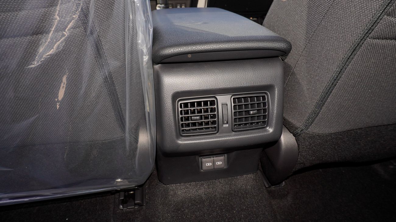 تويوتا كامري LE  2.5L