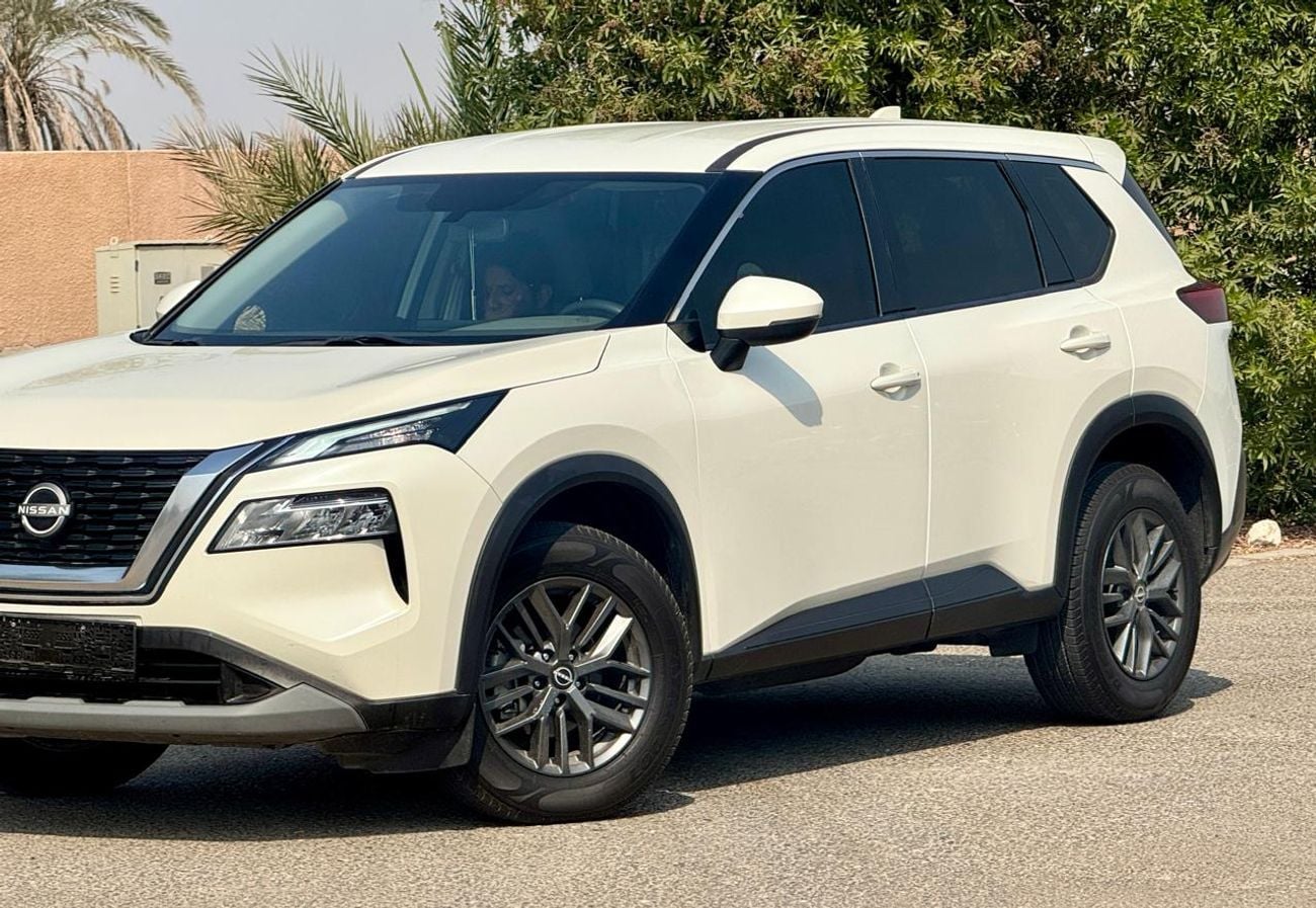 Nissan XTrail S 2.5L (169 HP) FWD (5 Seater) 860-Monthly l GCC l 1 Year Warranty l Agency History l  Cruise, Camer