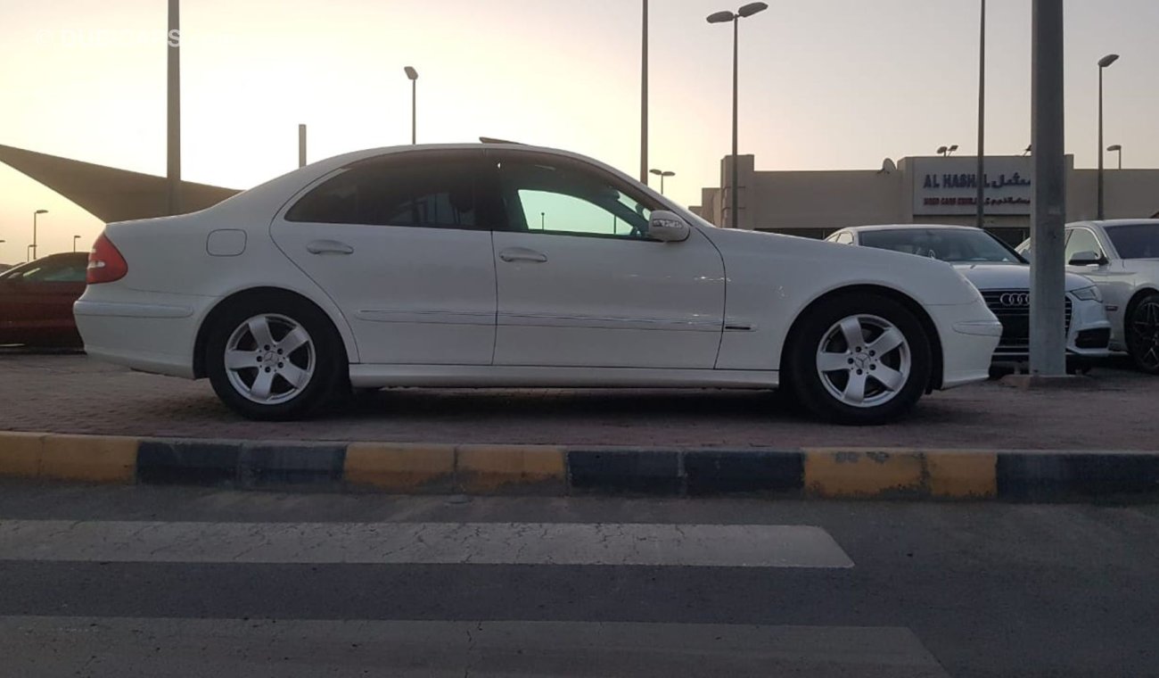 مرسيدس بنز E 350 موديل 2006 وارد اليابان حاله نظيفه جدا افينجارد فل اوبشن صبغ وكاله فتحه وجلد ومثبت سرعه عداد قليل كا