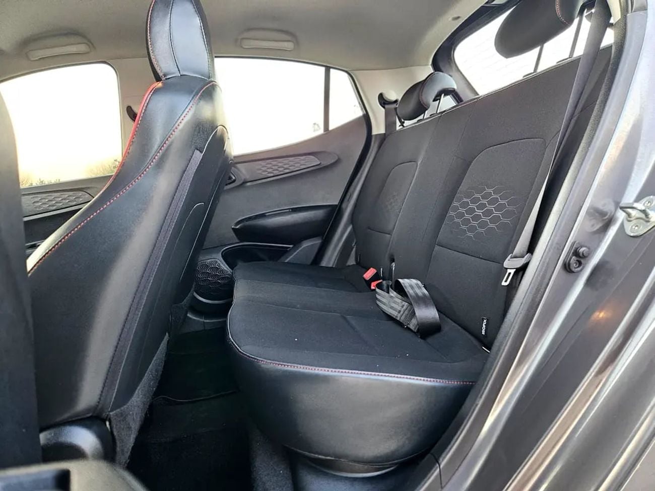 Hyundai Grand i10 SMART GCC Specs Almost A Premium Condition With Low KM With Bank Finance
