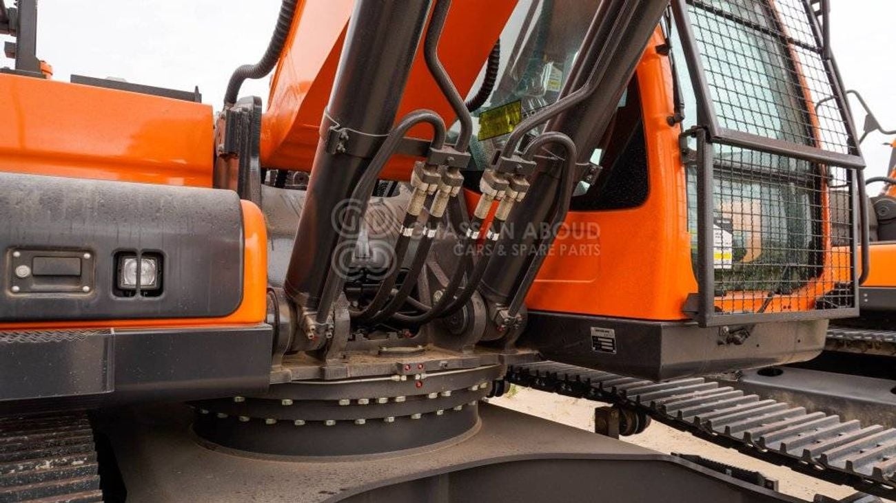 Develon DX360LCA DX360LCA-7M Crawler Excavator MY2025