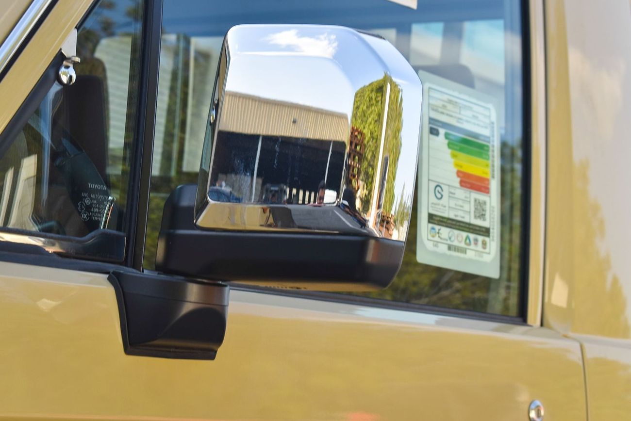 Toyota Land Cruiser Pick Up LC79 4.0 Petrol | SC LX Z A/T