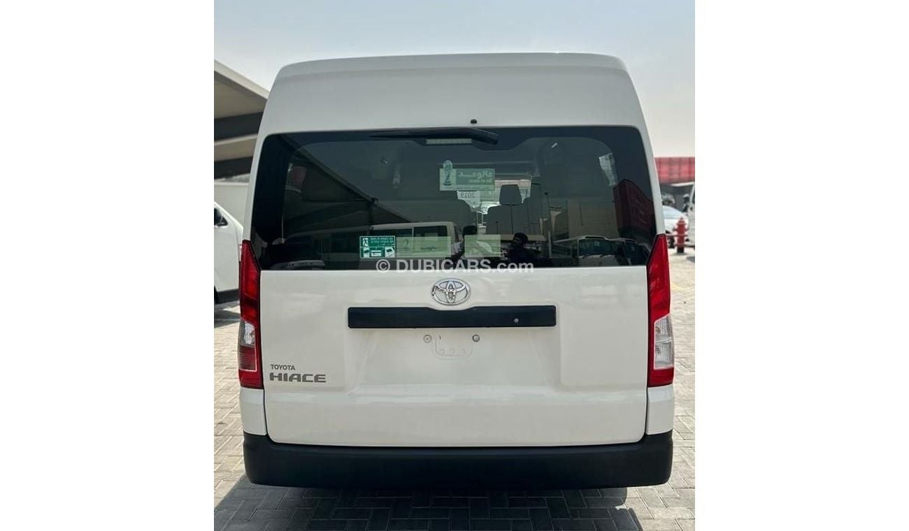 Toyota Hiace GLS - High Roof