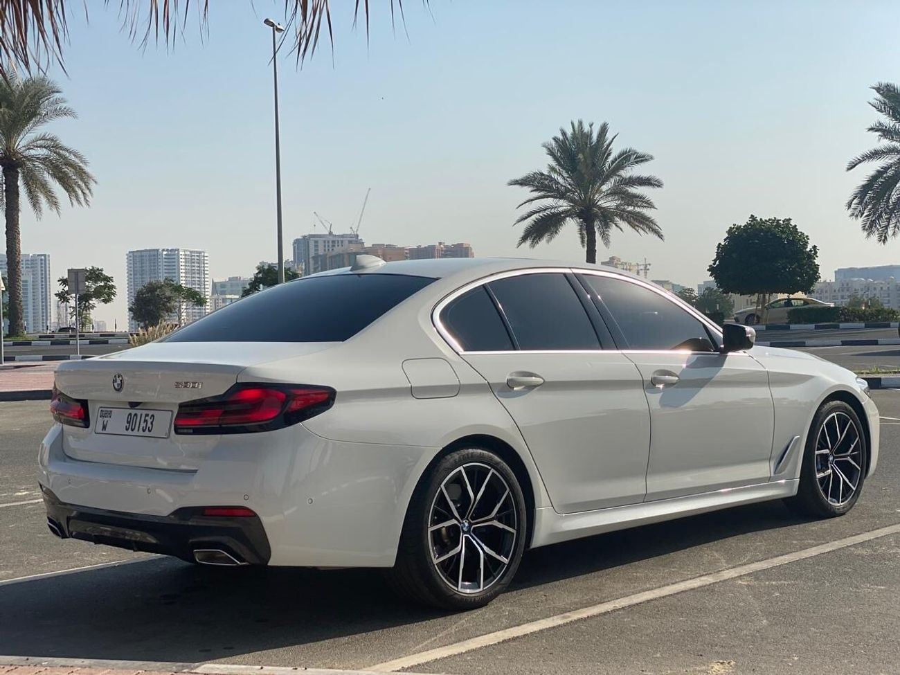 بي أم دبليو 530i