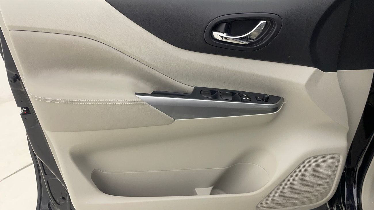 نيسان إكستيرا TITANIUM 2.5 | بدون دفعة مقدمة | اختبار القيادة في المنزل