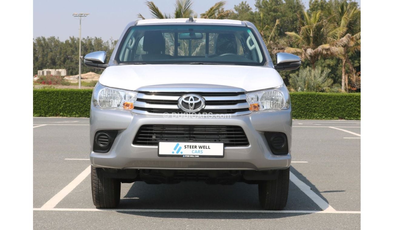 تويوتا هيلوكس 2022 | DLX 2.4L BASIC D/C 4X4  A/T WITH POWER WINDOWS FABRIC SEATS AND GCC SPECS - EXPORT ONLY