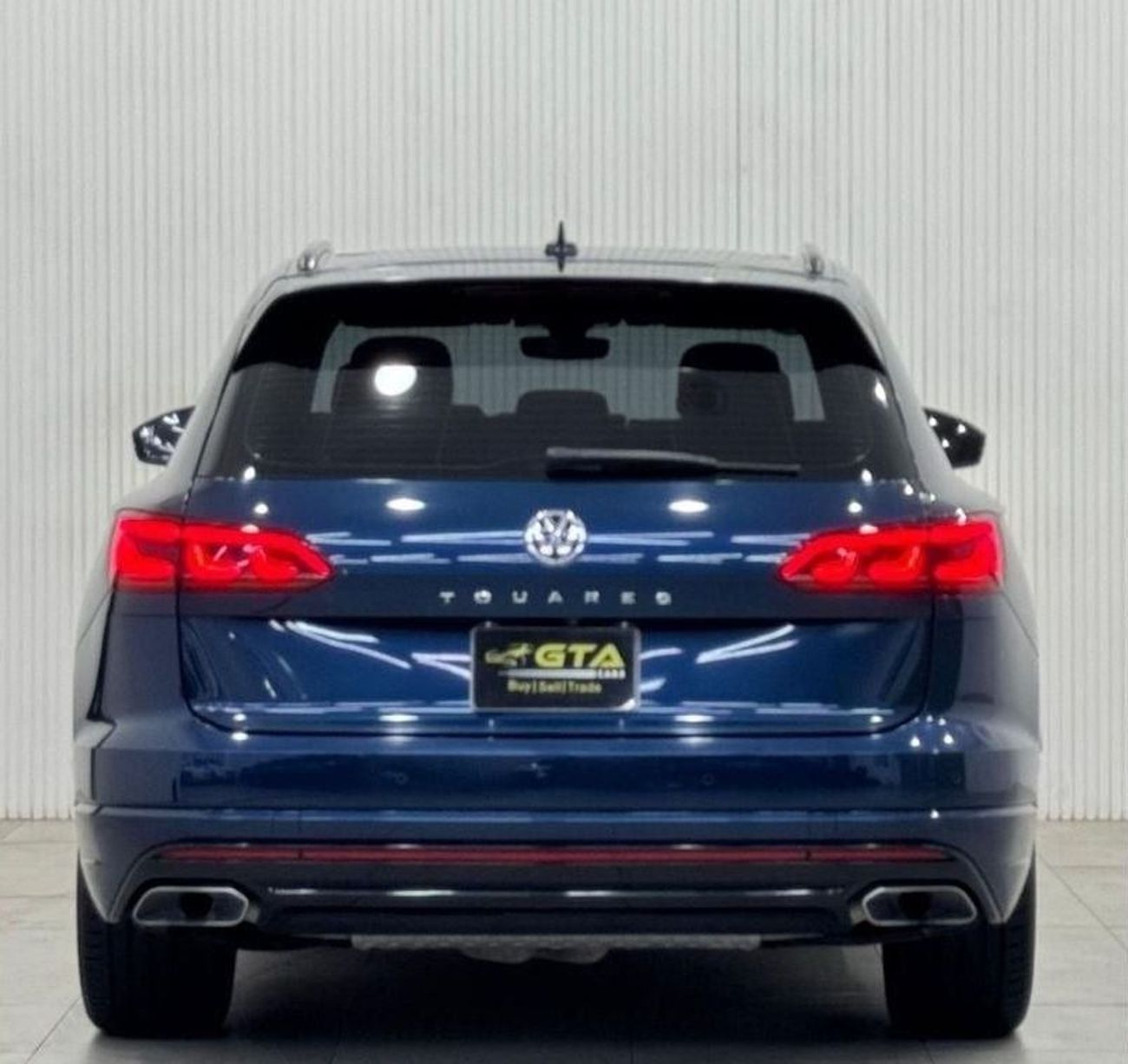 فولكس واجن طوارق R-Line 3.0L AWD 2020 Volkswagen Touareg R-Line Black Edition, 1 Year Warranty, Full Agency Service H