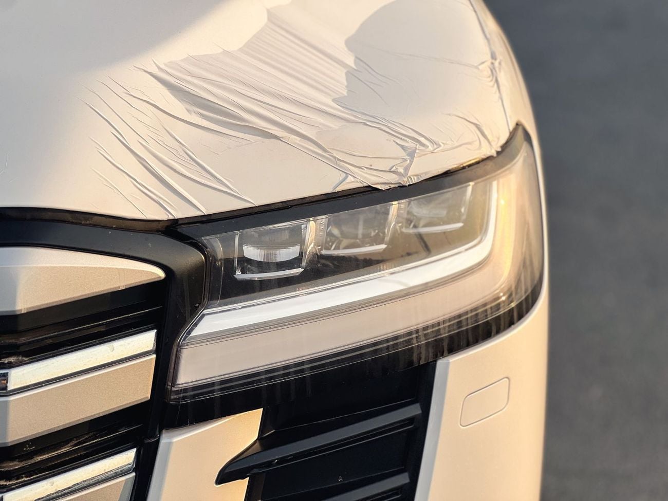 Toyota Land Cruiser 3.5T VXR Hybrid EXPORT PRICE - 2025 LC300 3.5L VXR Hybrid (GCC Specification)