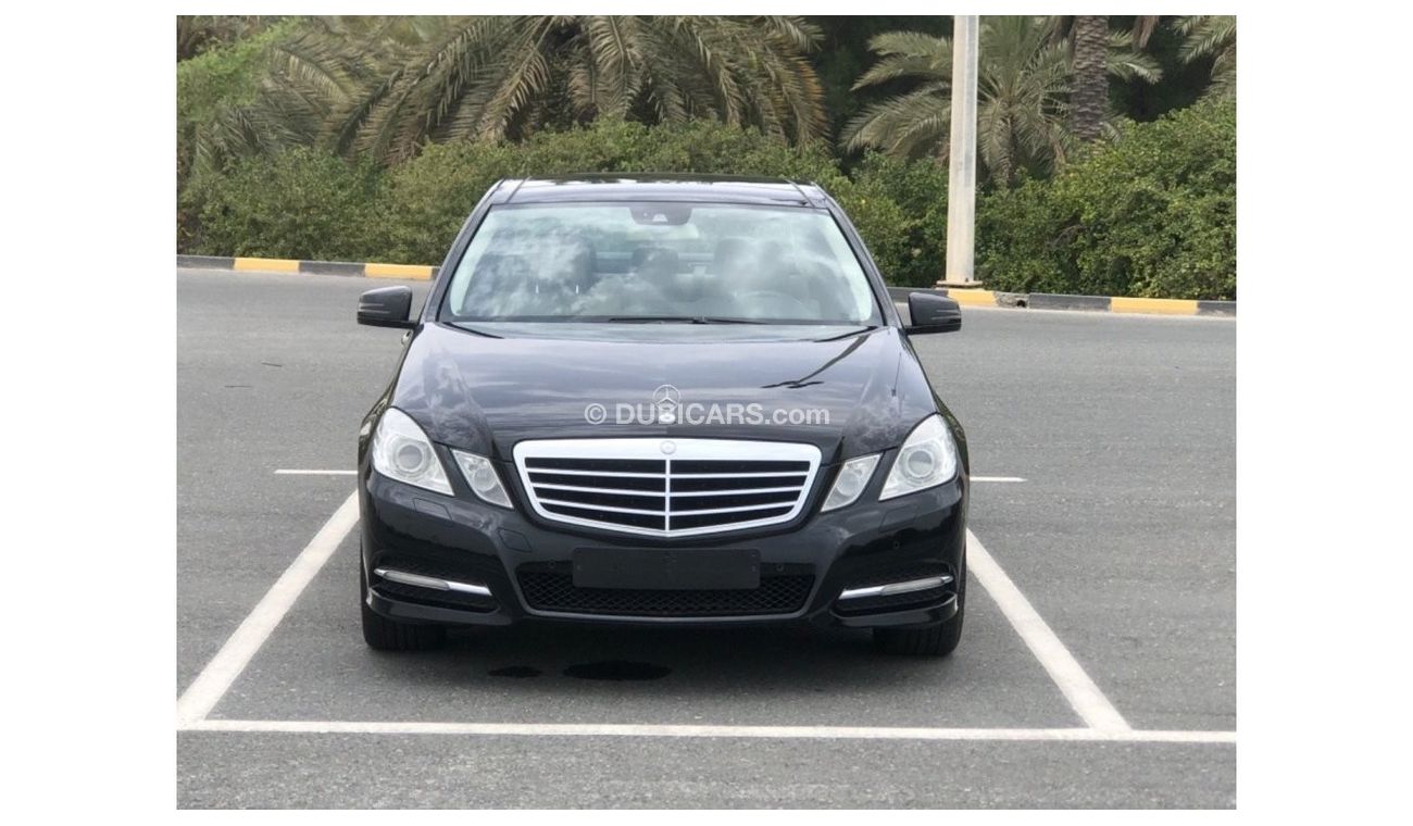 Mercedes-Benz E300 Avantgarde Model 2012 GCC CAR PERFECT CONDITION INSIDE AND OUTSIDE FULL OPTION PANORAMIC ROOF LEATHE