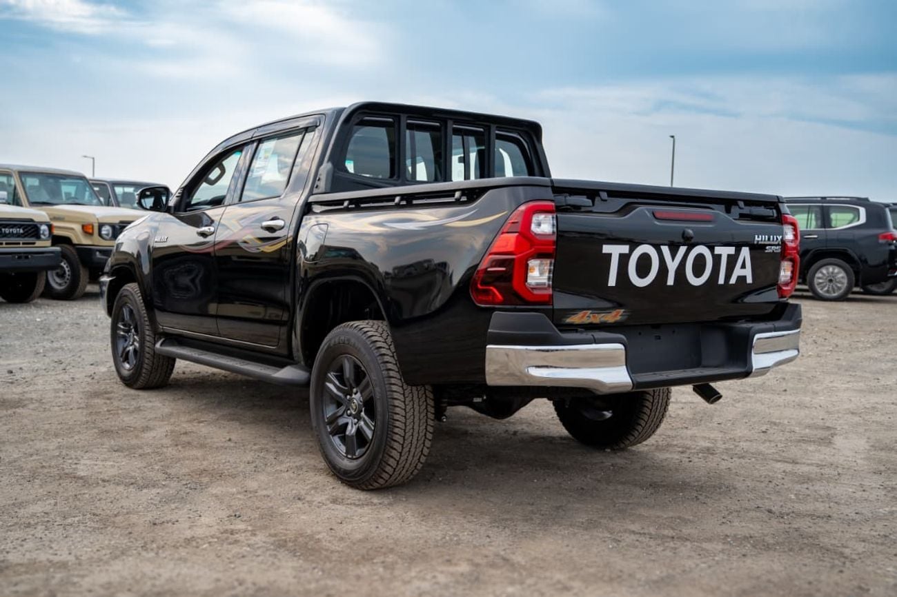 تويوتا هيلوكس SGLX 2.7L 4x4 Double Cabin, Petrol, Full Option Automatic