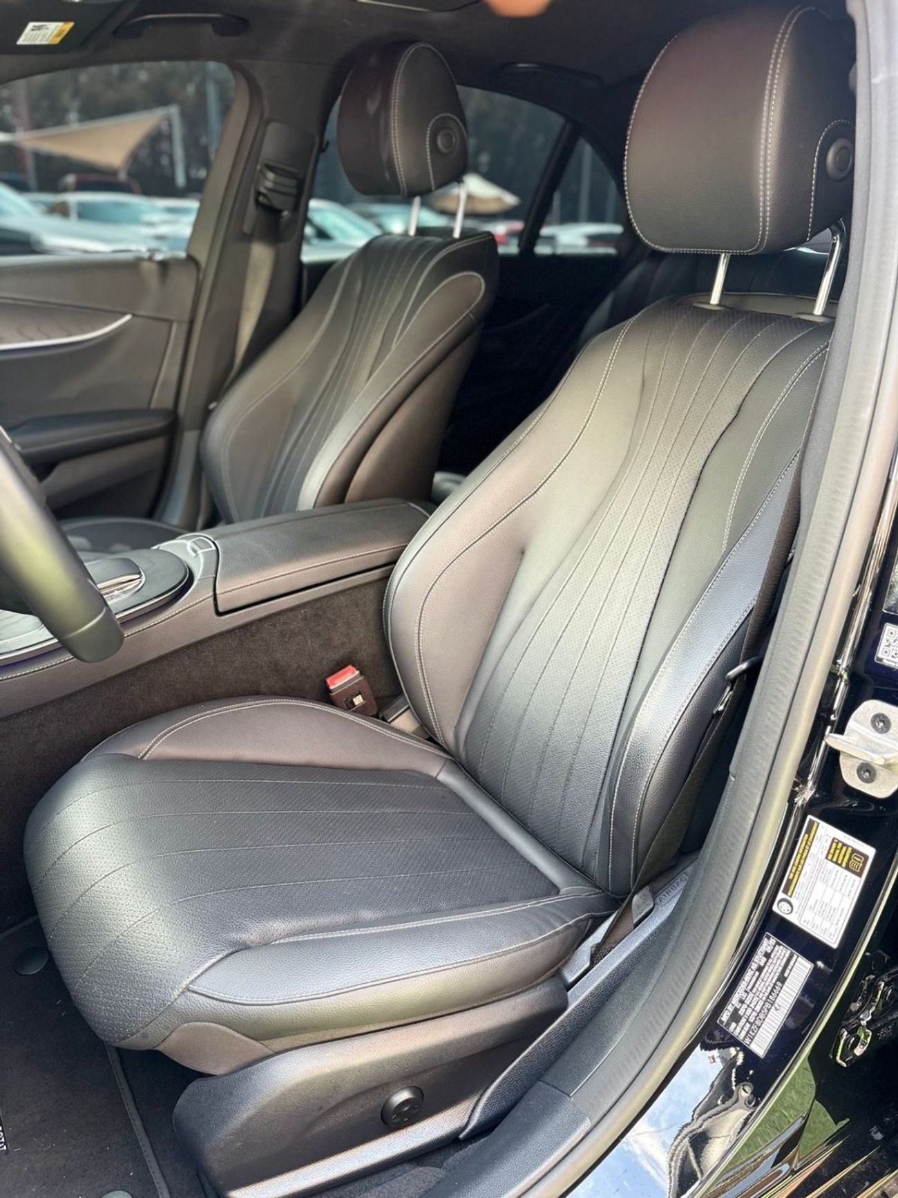 Mercedes Benz E350 4MATIC (NON GCC)