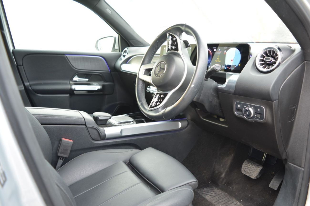 Mercedes-Benz GLB 200