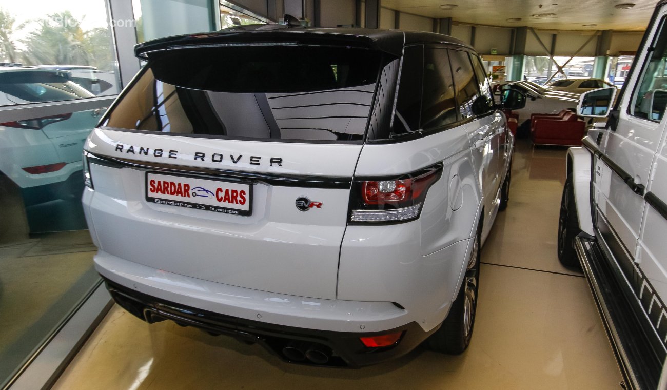 Land Rover Range Rover Sport SVR