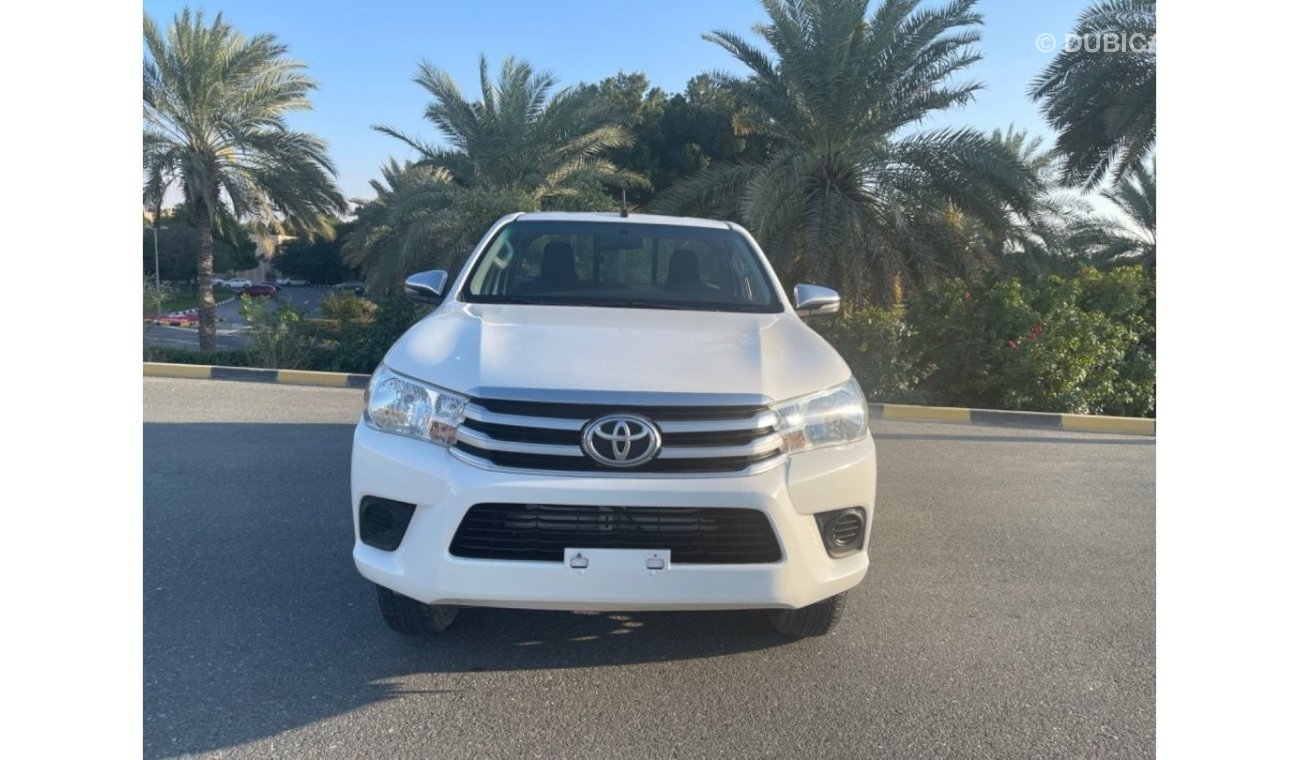 Toyota Hilux GL Toyota hilux  4x4   (GCC SPEC) - 2019- VERY GOOD CONDITION