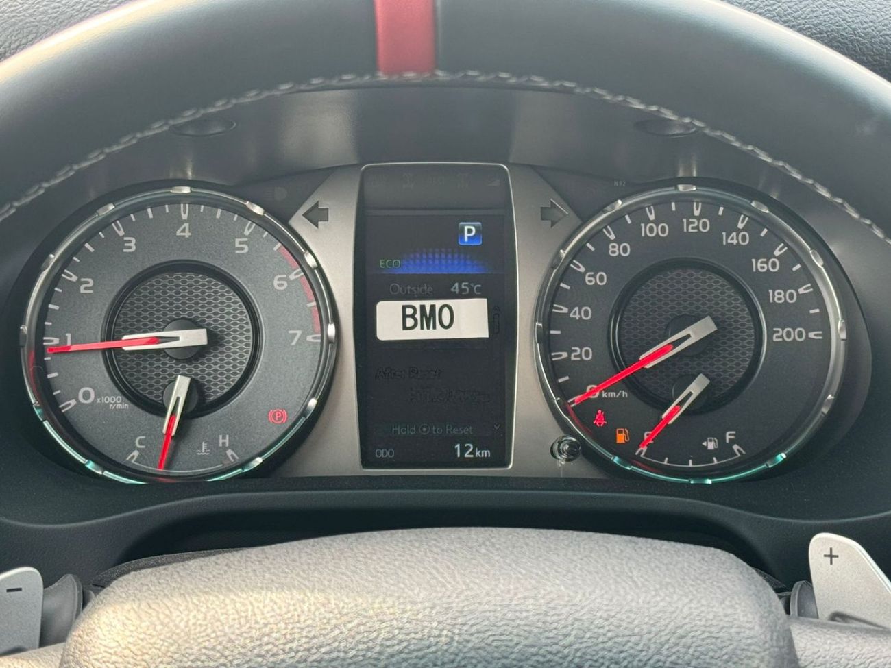 تويوتا هيلوكس GR Sport 4.0L