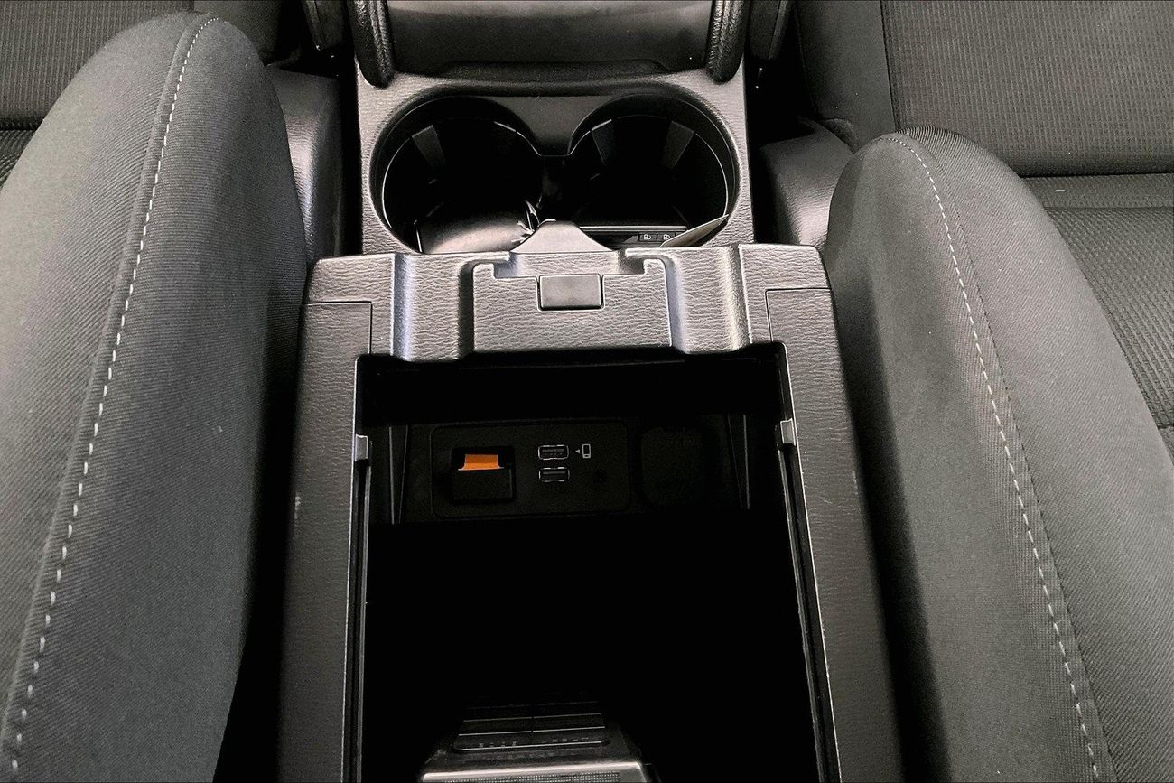 تويوتا يارس SE / E | شامل الضمان | 0 ﺪﻔﻋﺓ ﺃﻮﻟﻯ