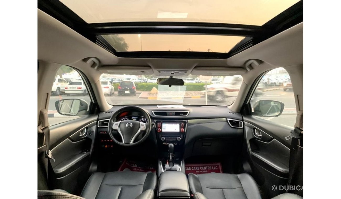 Nissan Rogue Car is full panorama