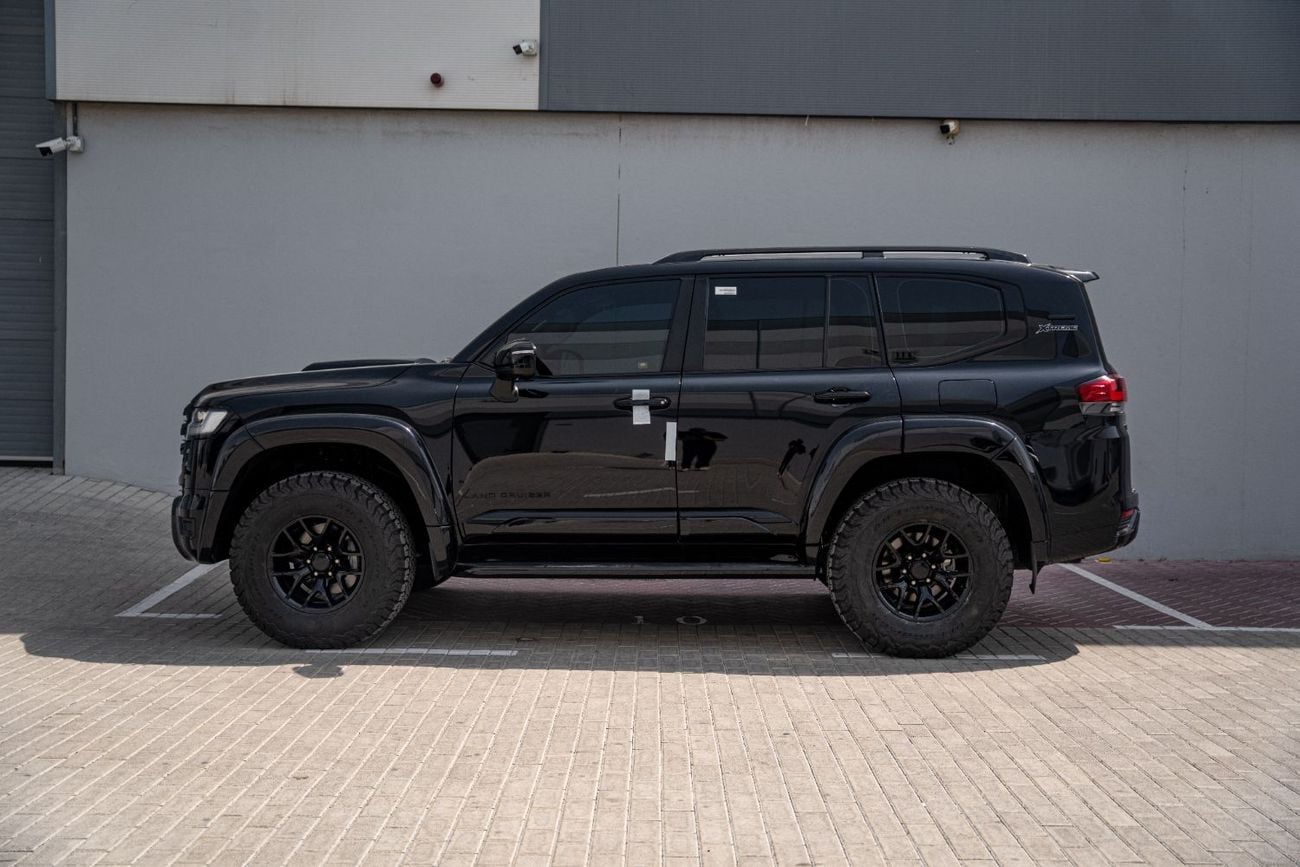 Toyota Land Cruiser VX 3.5L PETROL A/T OFFROAD EDITION WITH MBS AUTOBIOGRAPHY VIP  4 SEATS AND ROOF STAR LIGHT