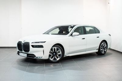 BMW 740i LUXURY PURE EXCELLENCE