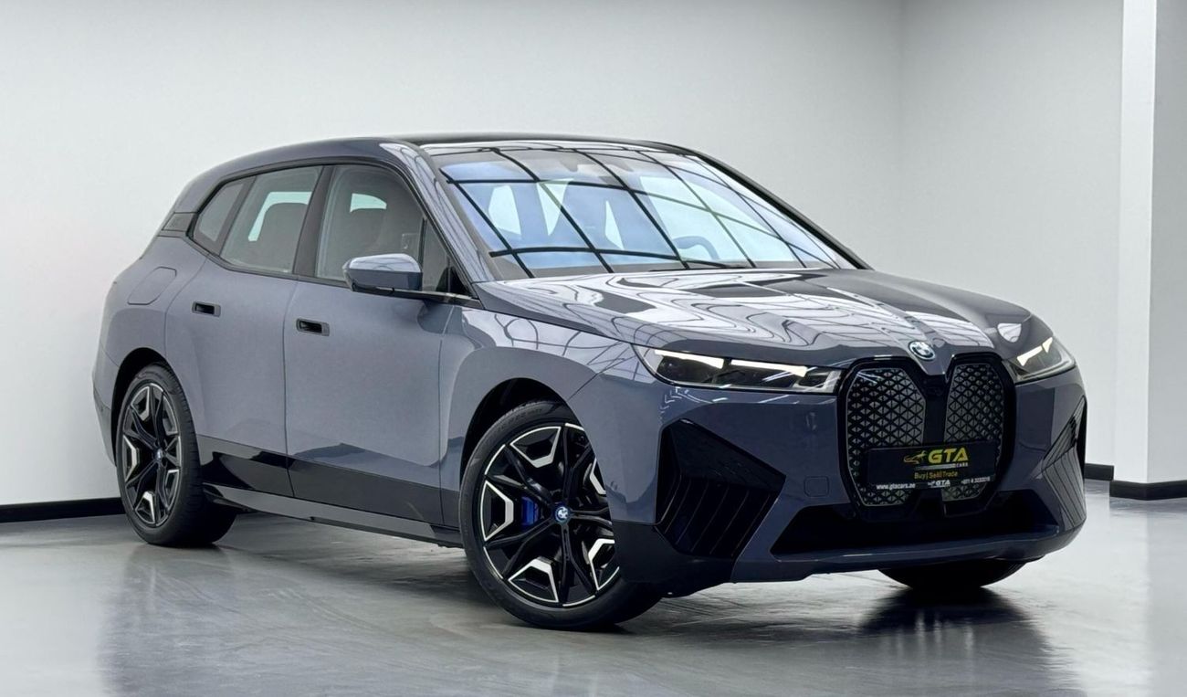 بي أم دبليو iX xDrive40 2023 BMW iX xDrive40, 2027 BMW Warranty, 2028 BMW Service Pack, Very Low Kms, GCC