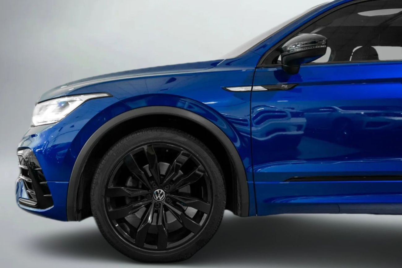 فولكس واجن تيجوان R-Line 2.0L R-Line Black Edition 2.0L