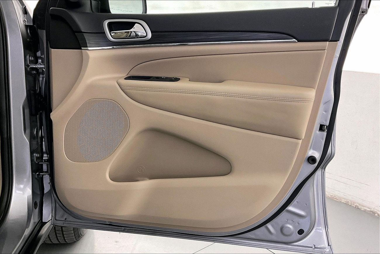 Volkswagen T ROC R-Line | 1 year free warranty | 0 Down Payment