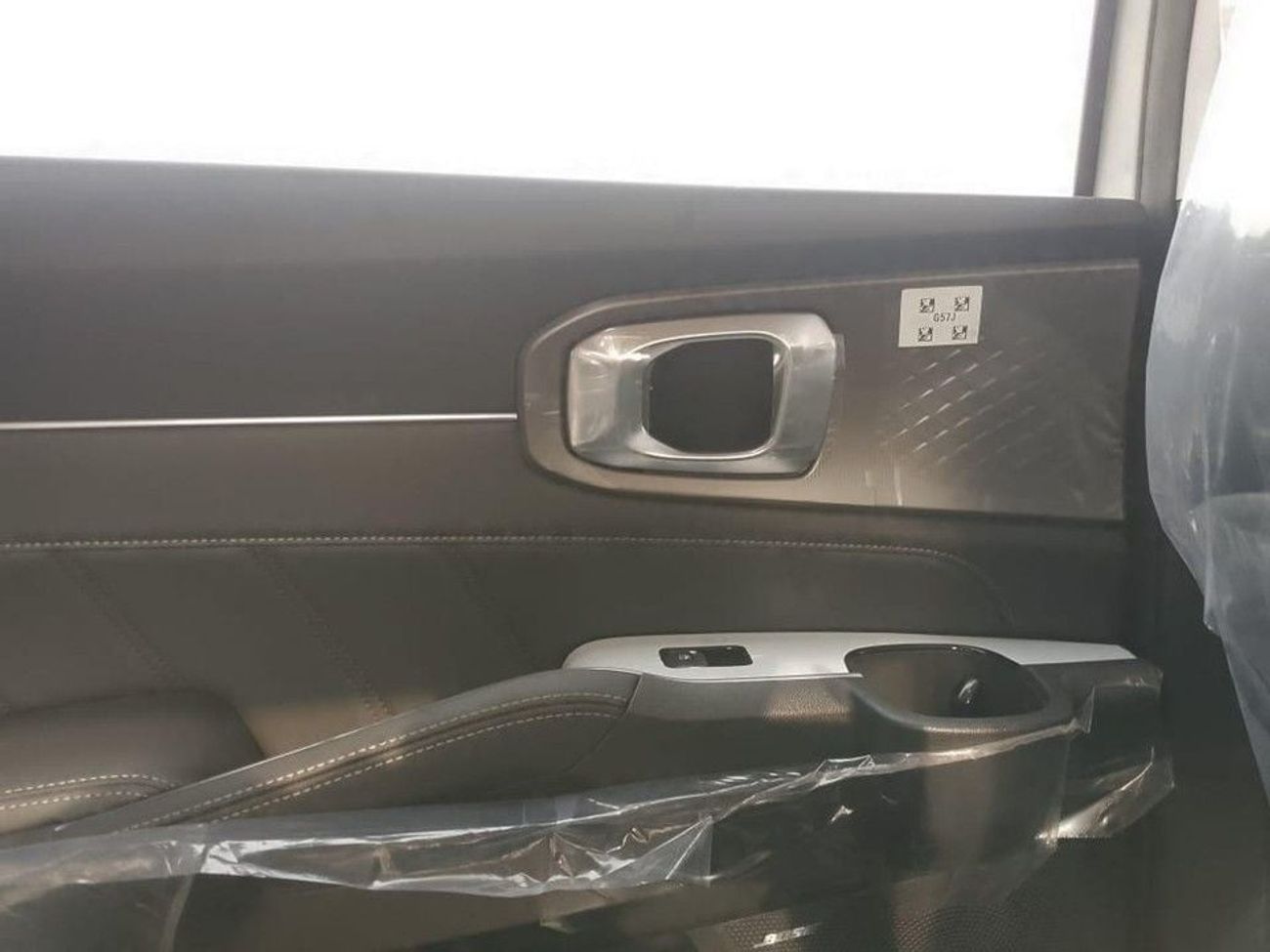 كيا سورينتو Kia Sorento 1.6L T AWD HEV Petrol