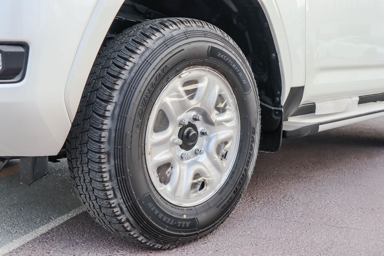 Toyota Land Cruiser Toyota Land Cruiser GXR 4.0L (300 Series) (GRJ 300) 2025 model basic option