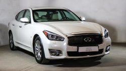 Infiniti Q70