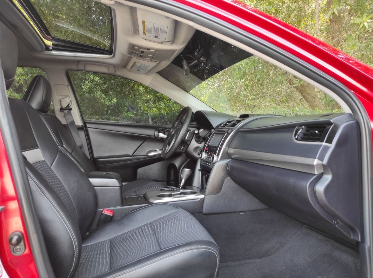 Toyota Camry GLX+ 2.5L Toyota Camry 2014 V4 2.5 Full options no1