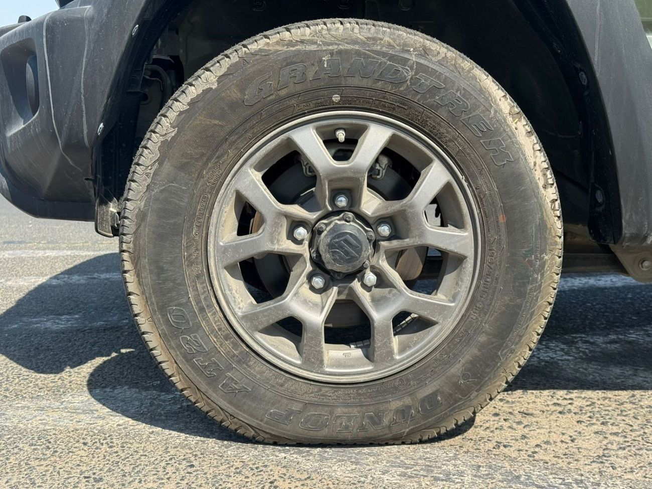 سوزوكي جيمني GLX 1.5L (3-Doors)