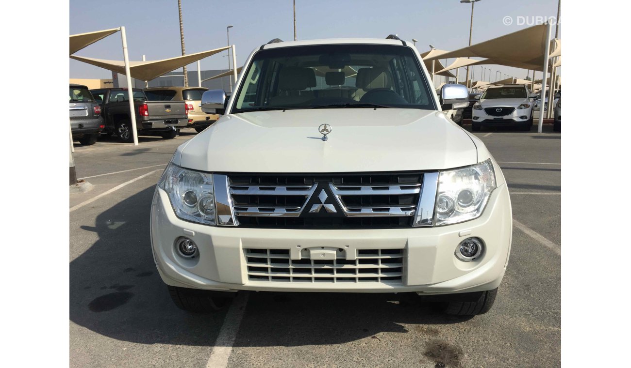 Mitsubishi Pajero 3.5 FULL OPTION