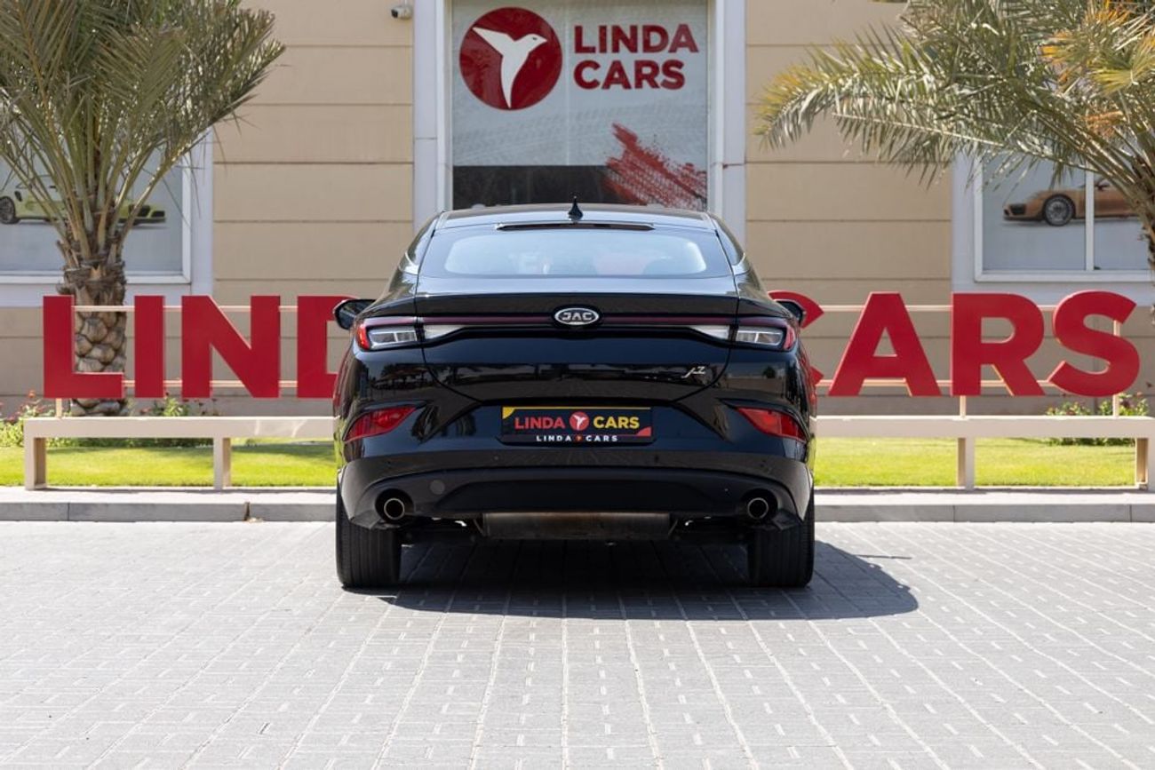 JAC J7 JAC J7 2023 GCC under Agency Warranty with Flexible Down-Payment.