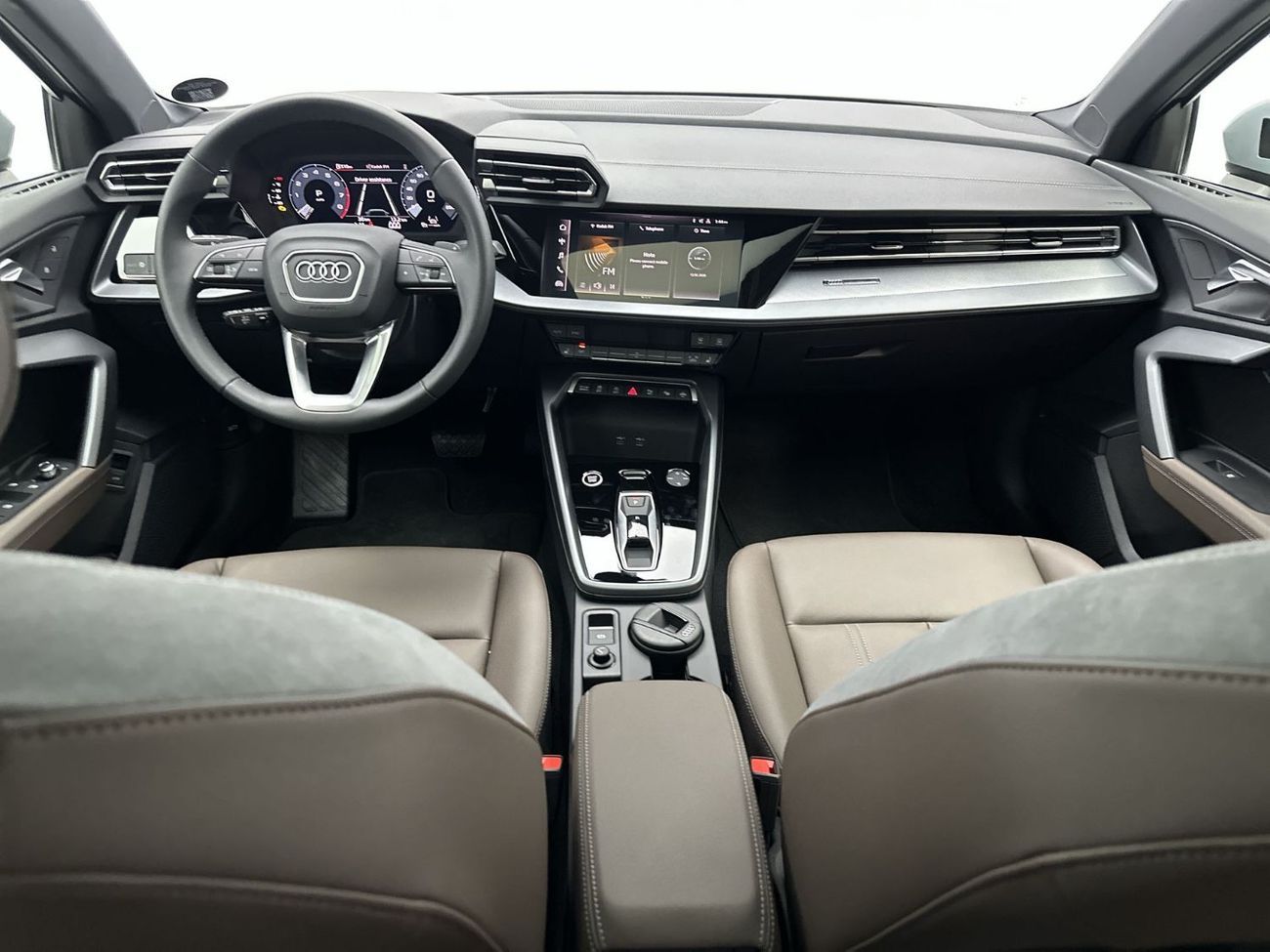 أودي A3 A3 Sedan Advanced 35 TFSI 150hp Progress (Ref# 18431)