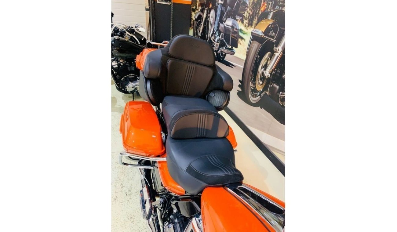 هارلي ديفيدسون CVO CVO ROAD GLIDE LIMITED/GCC/GOOD CONDITION