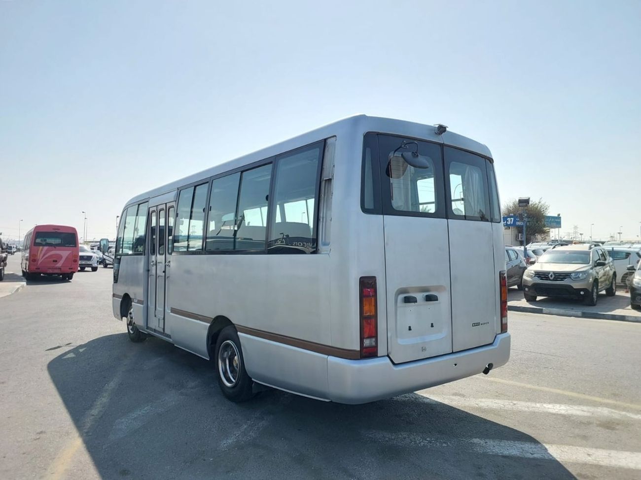 نيسان سيفيليان (RAMADAN OFFER) NISSAN CIVILIAN BUS RHD 2002 MODEL 4.2 L DIESEL AUTOMATIC(PM20042)